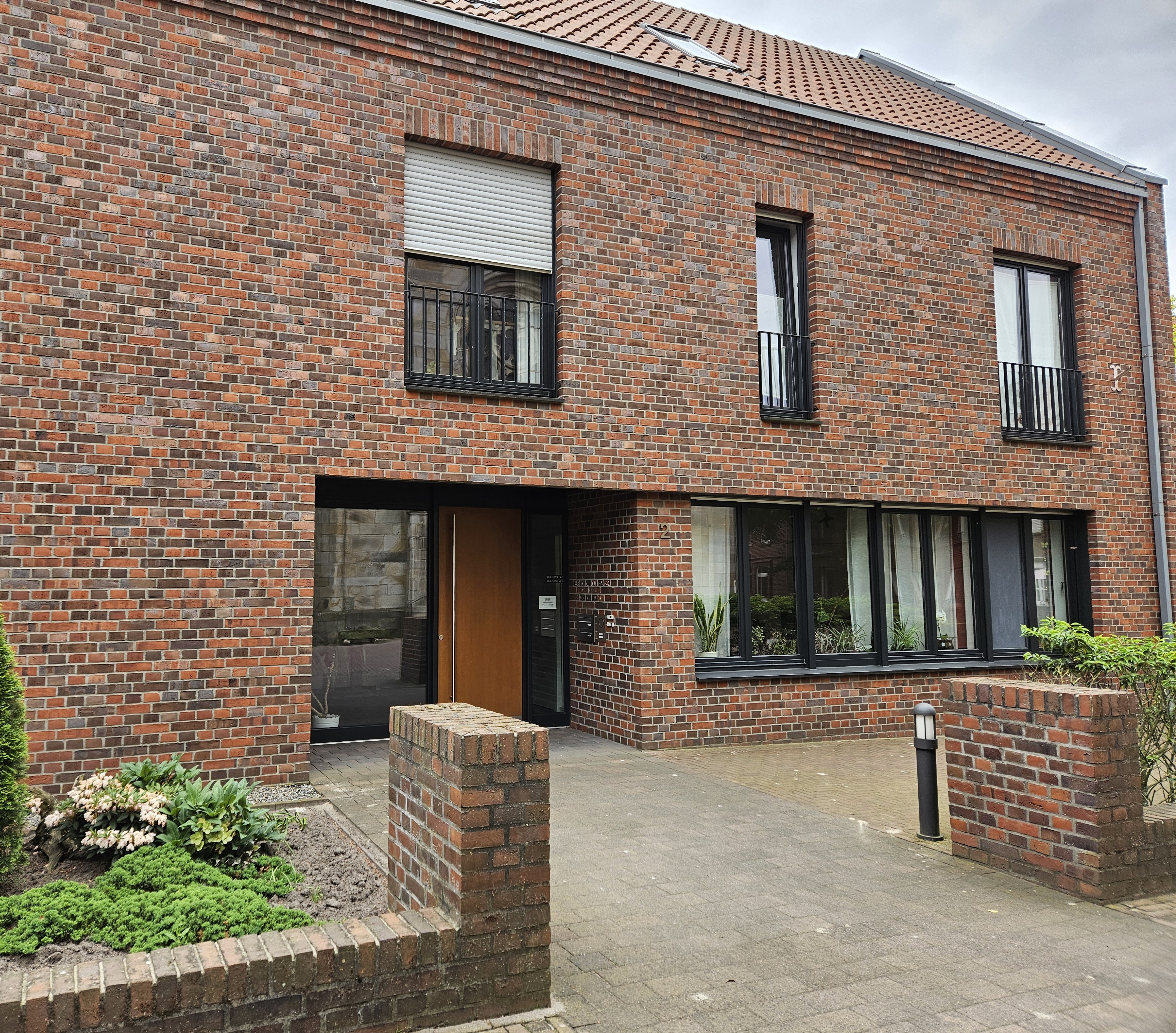 Pfarrhaus Eingang 2024